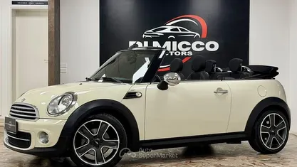 Usata Mini Cooper D Cabriolet 111 CV (81 kW) 2014 Cabrio