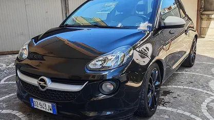 Usata Opel Adam 69 CV (50 kW) 2014 Nero Utilitaria
