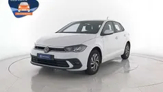 Pure white Usata 2023 VW Polo Life Tre volumi | 18.000 € (Buon prezzo)