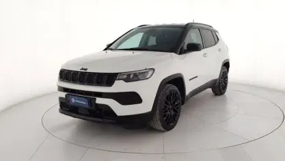 Usata Jeep Compass Night Eagle 131 CV (96 kW) 2024 Bianco metallizzato SUV