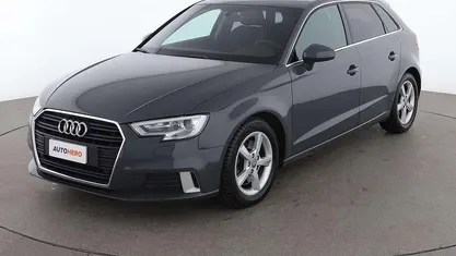 Usata Audi A3 Sport 190 CV (139 kW) 2019 Grigio Berlina