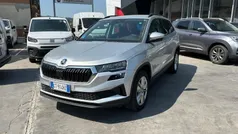 Grigio Usata 2024 Skoda Karoq Executive SUV | 27.900 € (Buon prezzo)