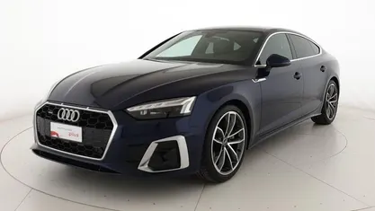Blu navarra metallizzato Usata 2024 Audi A5 Sportback S-Line Due volumi | 43.900 € (Buon prezzo)