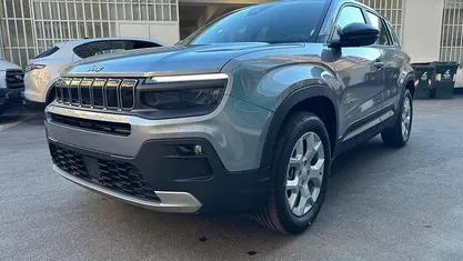 Usata Jeep Avenger Altitude 110 CV (80 kW) 2025 SUV