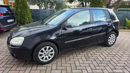 Usata VW Golf VI Comfortline 105 CV (77 kW) 2008 Utilitaria