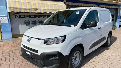 Nuova Fiat Doblò 101 CV (74 kW) 2025 Bianco Monovolume
