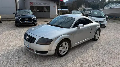 Usata Audi TT 179 CV (131 kW) 2001 Grigio Coupé