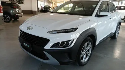 Usata Hyundai Kona 120 CV (88 kW) 2022 Bianco SUV