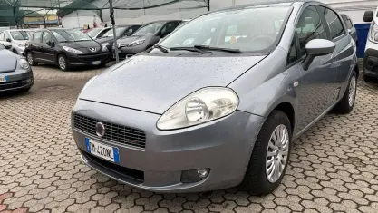 Usata Fiat Grande Punto Active 75 CV (55 kW) 2007 Grigio Utilitaria