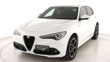 Usata Alfa Romeo Stelvio Veloce 210 CV (154 kW) 2021 Bianco SUV