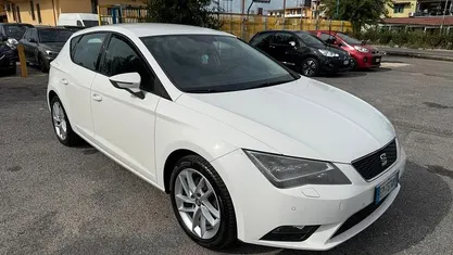 Usata Seat Leon Style 105 CV (77 kW) 2013 Berlina