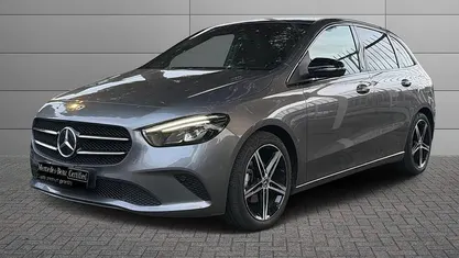 Grigio montagna Usata 2022 Mercedes B180 Monovolume | 22.900 € (Buon prezzo)