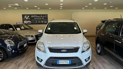 Bianco Usata 2011 Ford Kuga SUV | 7800 € (Buon prezzo)