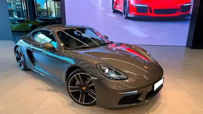 Usata Porsche 718 Cayman 300 CV (220 kW) 2017 Grigio metallizzato Coupé