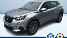 Argento metallizzato Usata 2021 Peugeot 2008 Allure SUV | 16.900 € (Buon prezzo)