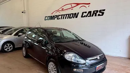 Usata Fiat Punto Active 60 CV (44 kW) 2011 Berlina