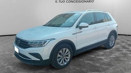 Gebraucht VW Tiguan Life 150 PS (110 kW) 2023 Weiß SUV