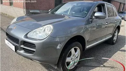 Usata Porsche Cayenne 250 CV (183 kW) 2005 Grigio SUV