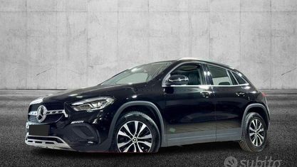 Begagnad Mercedes GLA200 Business 150 HK (110 kW) 2020 Svart SUV