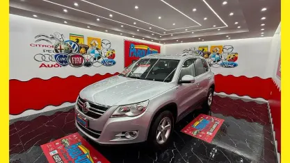 Usata VW Tiguan Sportline 150 CV (110 kW) 2008 Grigio SUV