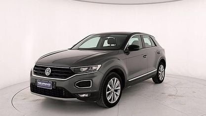 Usata VW T-Roc Style 150 CV (110 kW) 2019 Indium grey metallizzato nero SUV