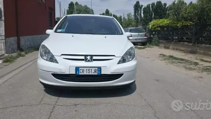 Usata Peugeot 307 88 CV (64 kW) 2004 Bianco Berlina