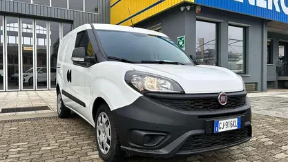 Bianco Usata 2022 Fiat Doblò Trekking Monovolume | 12.900 € (Ottimo prezzo)