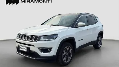 Używany Jeep Compass Limited 170 KM (125 kW) 2019 Biały SUV