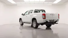 Bianco Usata 2021 Mitsubishi L200 Invite Pick-up | 25.890 €