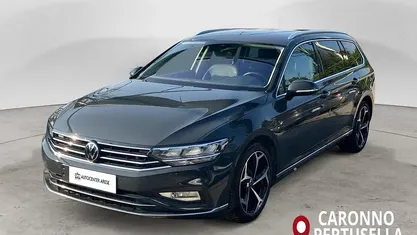 Usata VW Passat Executive 200 CV (147 kW) 2020 Grigio Station wagon