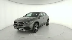 Mountain grau metallic Usata 2023 Mercedes GLA200 SUV | 37.900 € (Ottimo prezzo)