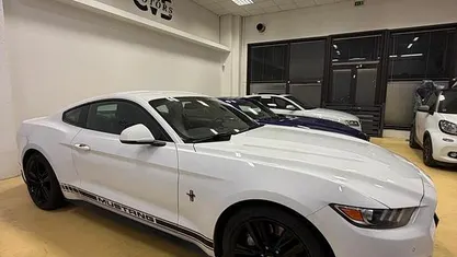 Usata Ford Mustang 317 CV (233 kW) 2017 Coupé