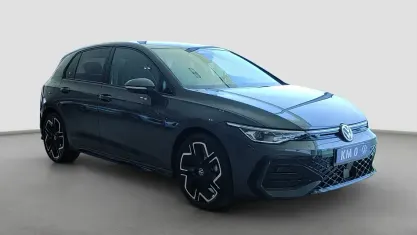Nuova VW Golf VIII 150 CV (110 kW) 2026