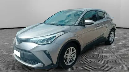 Usata Toyota C-HR 122 CV (89 kW) 2019 Argento SUV