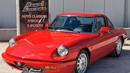 Usata Alfa Romeo Spider 95 CV (69 kW) 1991 Cabrio