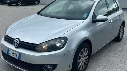 Usata VW Golf VI Highline 110 CV (80 kW) 2009 Grigio Utilitaria