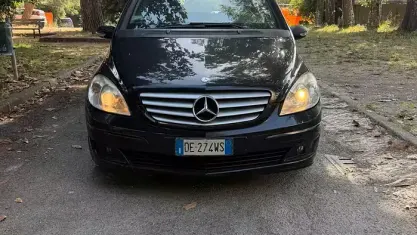 Usata Mercedes B170 116 CV (85 kW) 2007 Nero Monovolume