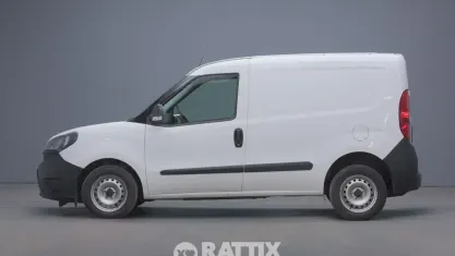 Usata Fiat Doblò Easy 90 CV (66 kW) 2022 Bianco Monovolume