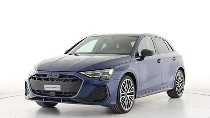 Blu/azzurro Usata 2021 Audi A8 Comfort Berlina | 49.900 € (Buon prezzo)