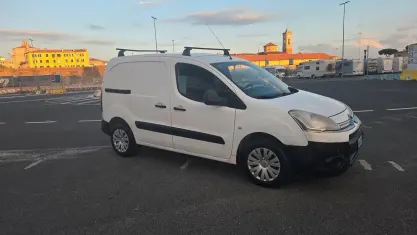 Usata Citroën Berlingo 90 CV (66 kW) 2015 Bianco Monovolume