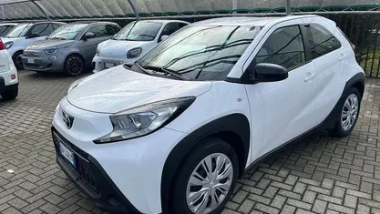 Usata 2023 Toyota Aygo X Active SUV | 12.990 € (Buon prezzo)