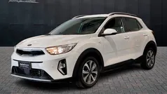 Bianco Usata 2021 Kia Stonic Style SUV | 14.200 € (Buon prezzo)