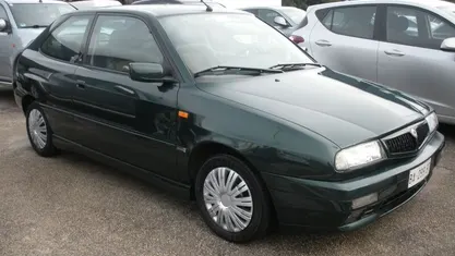 Verde Usata 1998 Lancia Delta Due volumi | 5500 €