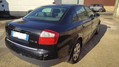 Nero Usata 2002 Audi A4 Tre volumi | 1200 € (Super prezzo)