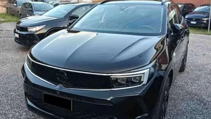 Usata Opel Grandland X 131 CV (96 kW) 2024 Nero SUV