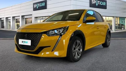 Usata Peugeot e-208 Active 100 kW (136 CV) 2021 Utilitaria