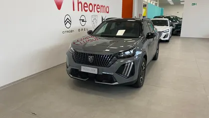Usata Peugeot e-2008 GT 114 kW (156 CV) 2023 Grigio SUV