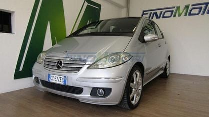 Usata Mercedes A180 Avantgarde 109 CV (80 kW) 2006 Argento metallizzato Berlina