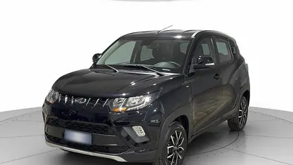 Usata Mahindra KUV100 87 CV (63 kW) 2025 Midnight black SUV