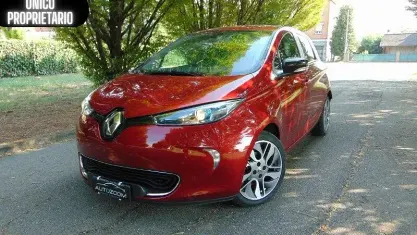 Usata Renault Zoe Intens 80 kW (109 CV) 2019 Rosso Utilitaria